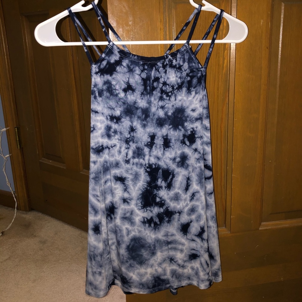 strappy back tie dye tank!